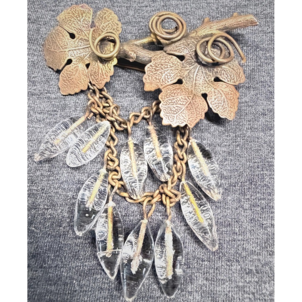Brooch Gold Tone Clear Molded Plastic Grape Cluster Vintage 3in